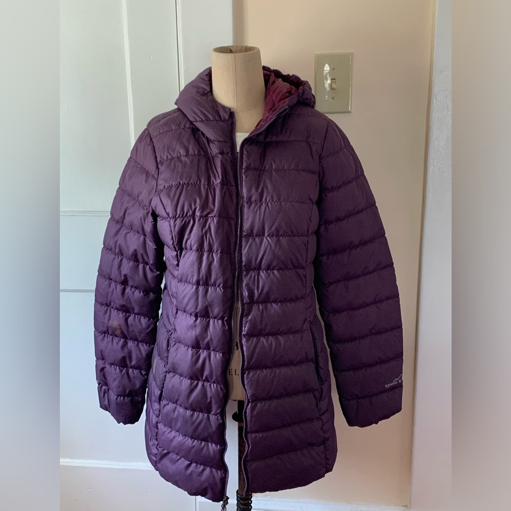 Eddie Bauer cirruslite jacket with hood, M